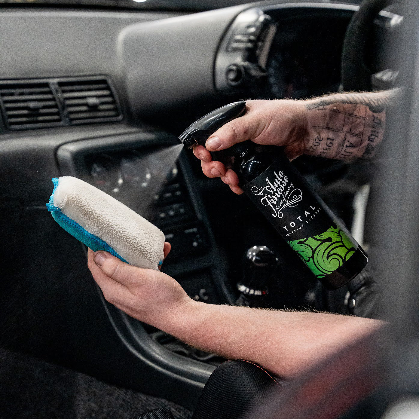Complete Car Detailing Kit - Image 10
